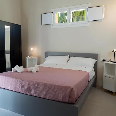 Civico 33 Bed & Breakfast Scalea
